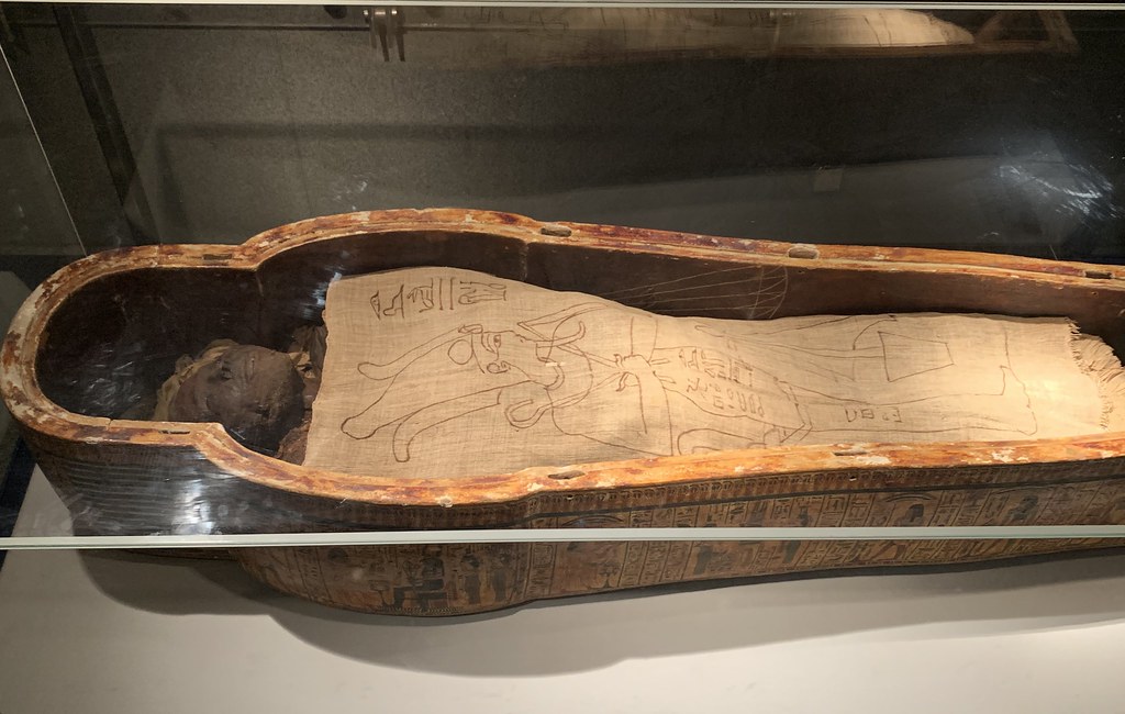 poze Muzeul Mumificarii din Luxor