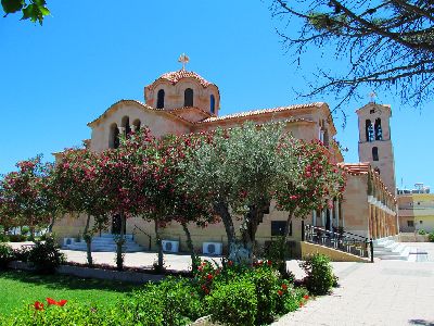 Biserica Agios Nektarios, Faliraki